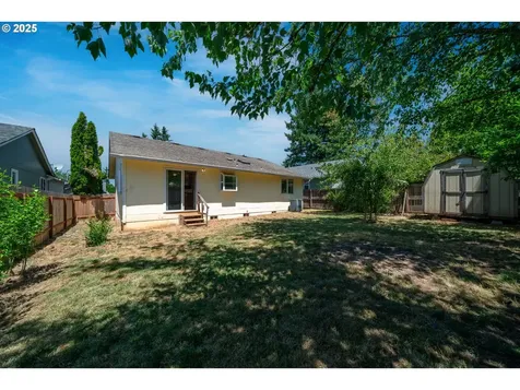 811 Arthur Avenue Cottage Grove OR 97424