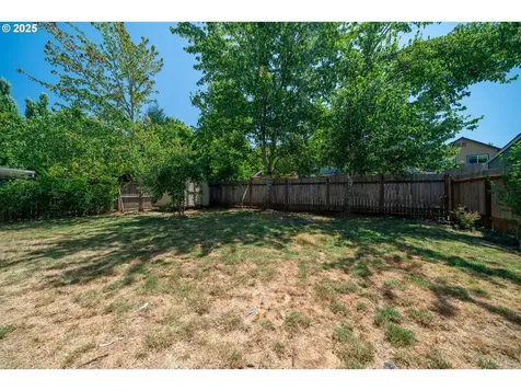 811 Arthur Avenue Cottage Grove OR 97424