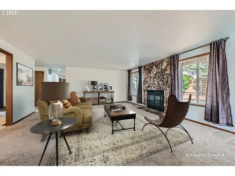 599 Ne 24th Street Gresham OR 97030