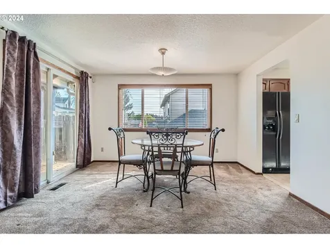 599 Ne 24th Street Gresham OR 97030