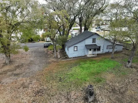 906 Verdant Street The Dalles OR 97058