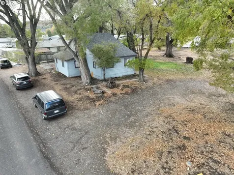 906 Verdant Street The Dalles OR 97058
