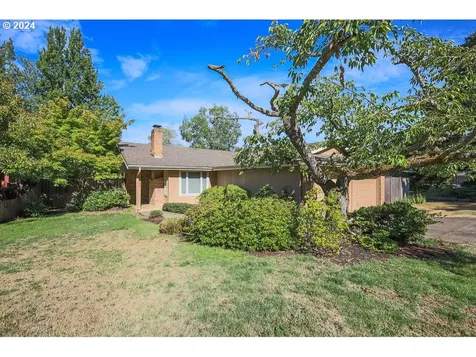 2444 Blackburn Street Eugene OR 97405