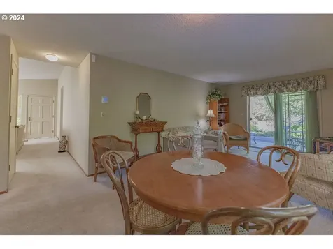 2444 Blackburn Street Eugene OR 97405