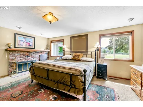 91281 Donna Road Springfield OR 97478
