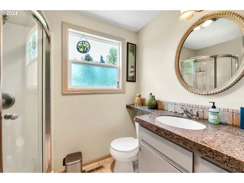 91281 Donna Road Springfield OR 97478