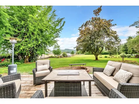 91281 Donna Road Springfield OR 97478