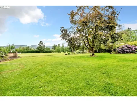 91281 Donna Road Springfield OR 97478