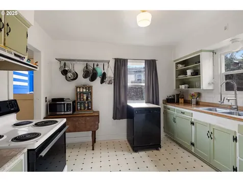 920 W 28th Avenue Eugene OR 97405