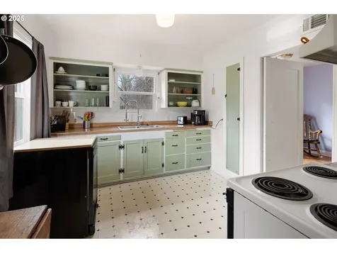 920 W 28th Avenue Eugene OR 97405