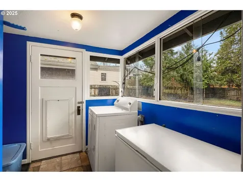 920 W 28th Avenue Eugene OR 97405
