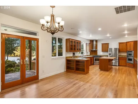 7105 Nw 23rd Court Vancouver WA 98665