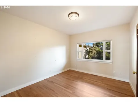 7105 Nw 23rd Court Vancouver WA 98665