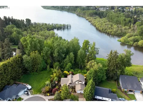 7105 Nw 23rd Court Vancouver WA 98665