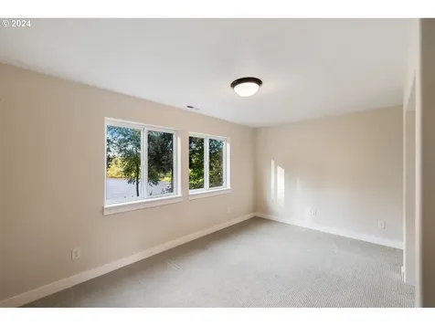 7105 Nw 23rd Court Vancouver WA 98665