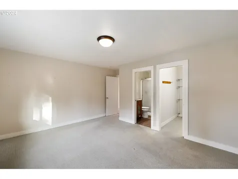 7105 Nw 23rd Court Vancouver WA 98665