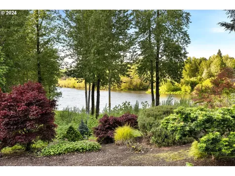 7105 Nw 23rd Court Vancouver WA 98665