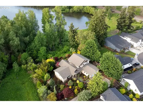 7105 Nw 23rd Court Vancouver WA 98665