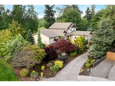 7105 Nw 23rd Court Vancouver WA 98665