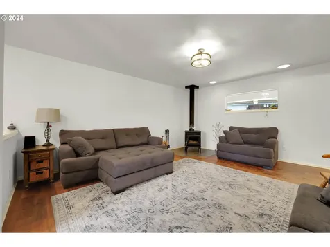 40089 Little Fall Creek Road Fall Creek OR 97438