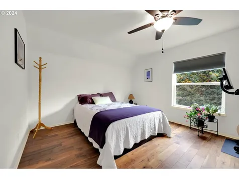 40089 Little Fall Creek Road Fall Creek OR 97438