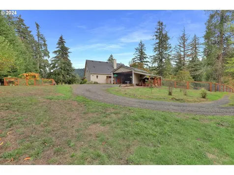 40089 Little Fall Creek Road Fall Creek OR 97438