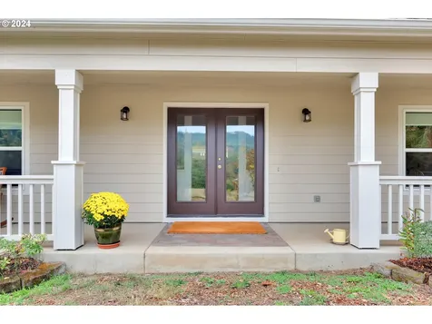 40089 Little Fall Creek Road Fall Creek OR 97438