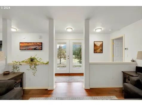 40089 Little Fall Creek Road Fall Creek OR 97438