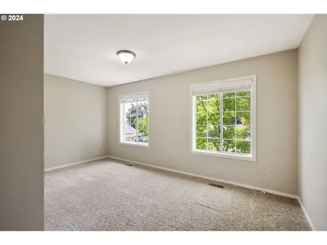 2677 York Street West Linn OR 97068