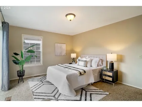 2677 York Street West Linn OR 97068