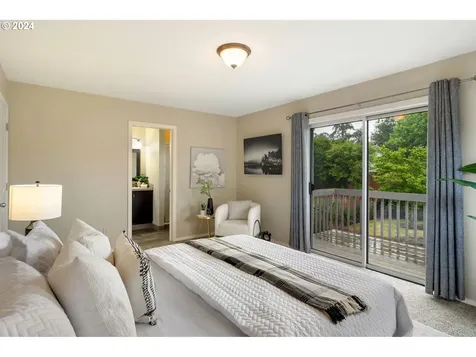 2677 York Street West Linn OR 97068