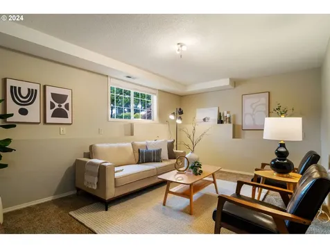 2677 York Street West Linn OR 97068