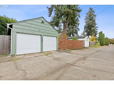 5605 N Atlantic Avenue Portland OR 97217
