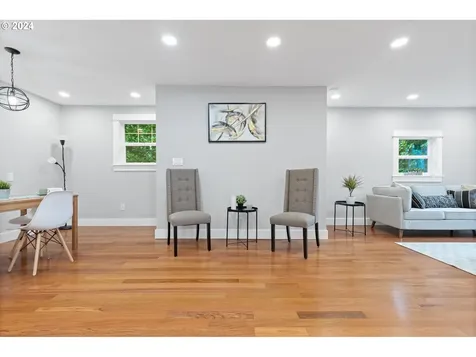 5605 N Atlantic Avenue Portland OR 97217