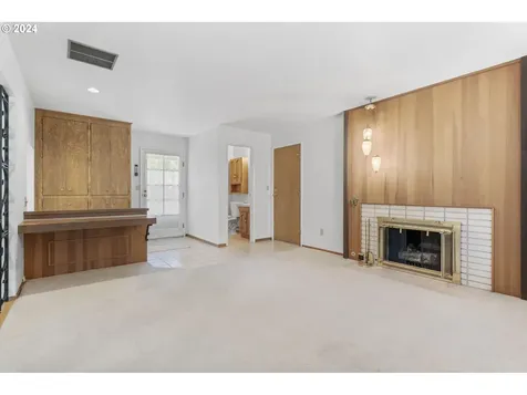 19215 Longfellow Avenue Lake Oswego OR 97035