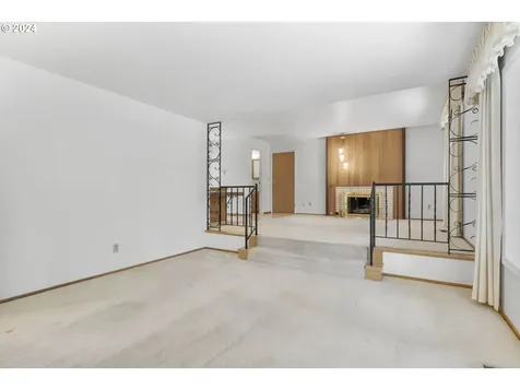 19215 Longfellow Avenue Lake Oswego OR 97035