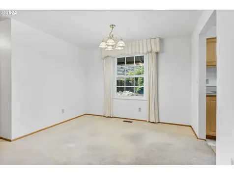 19215 Longfellow Avenue Lake Oswego OR 97035