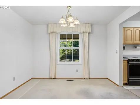 19215 Longfellow Avenue Lake Oswego OR 97035