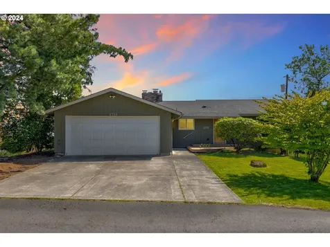 1715 Se 84th Court Vancouver WA 98664