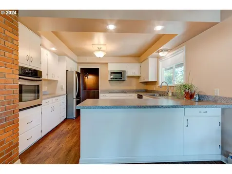 1715 Se 84th Court Vancouver WA 98664