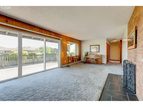 1715 Se 84th Court Vancouver WA 98664