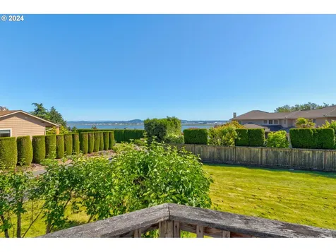1715 Se 84th Court Vancouver WA 98664