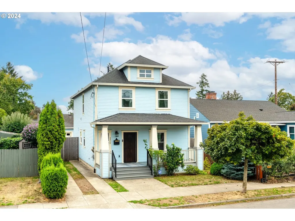8018 Se Flavel Street Portland OR 97206