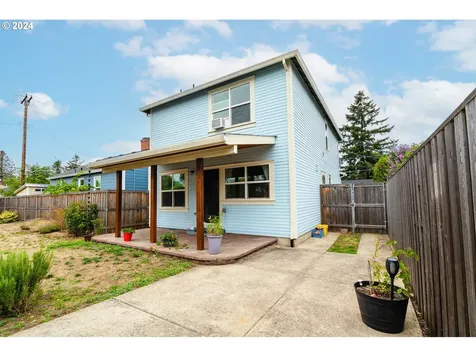8018 Se Flavel Street Portland OR 97206