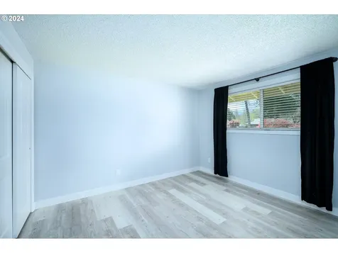 10455 SW Meadow Street Portland OR 97223