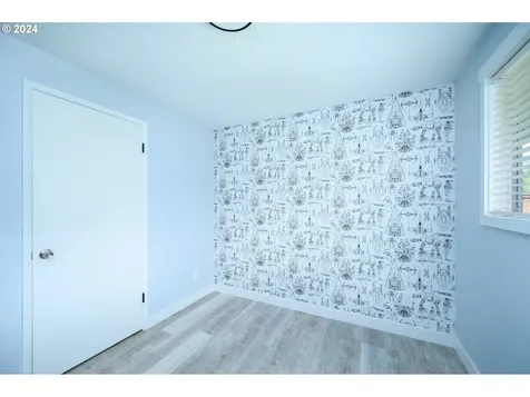 10455 SW Meadow Street Portland OR 97223