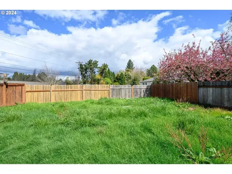 10455 SW Meadow Street Portland OR 97223