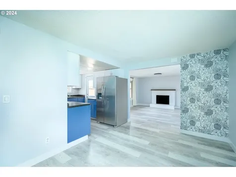 10455 SW Meadow Street Portland OR 97223