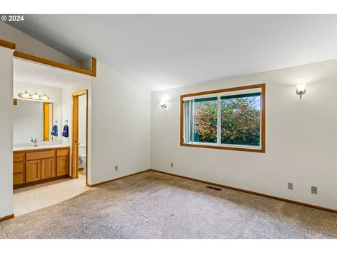2174 Bonnie Lane Springfield OR 97477