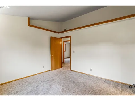2174 Bonnie Lane Springfield OR 97477